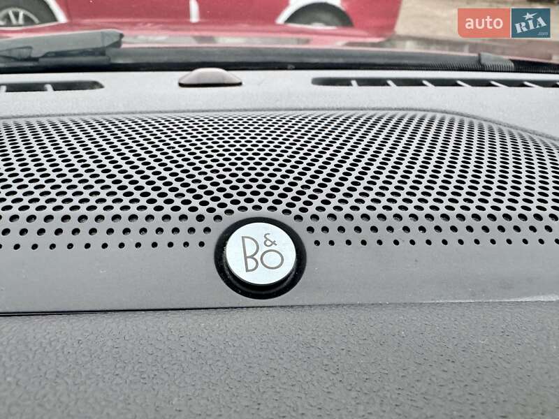 Внедорожник / Кроссовер Ford Escape 2021 в Чернигове