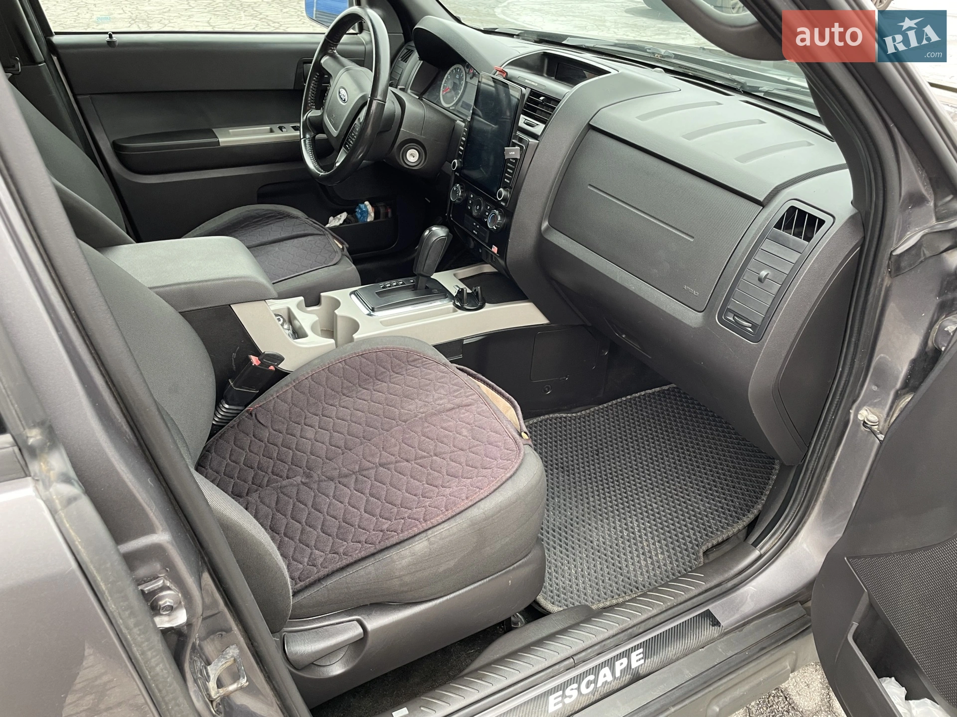2010 Ford Escape - мініатюра 23