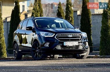 Позашляховик / Кросовер Ford Escape 2016 в Тернополі