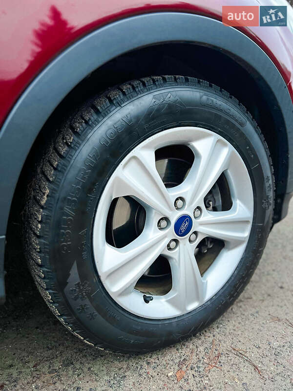Внедорожник / Кроссовер Ford Escape 2014 в Киеве