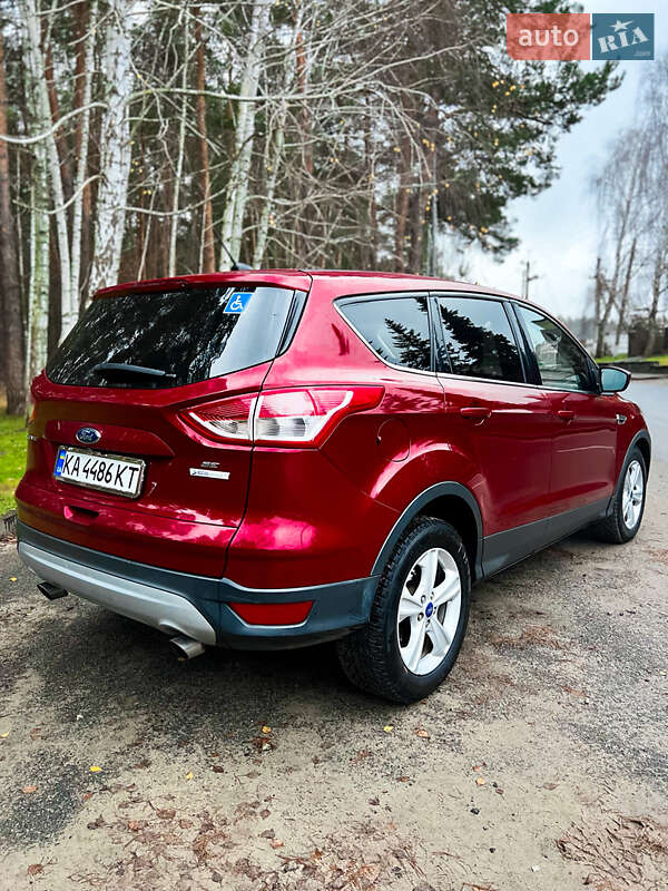 Внедорожник / Кроссовер Ford Escape 2014 в Киеве