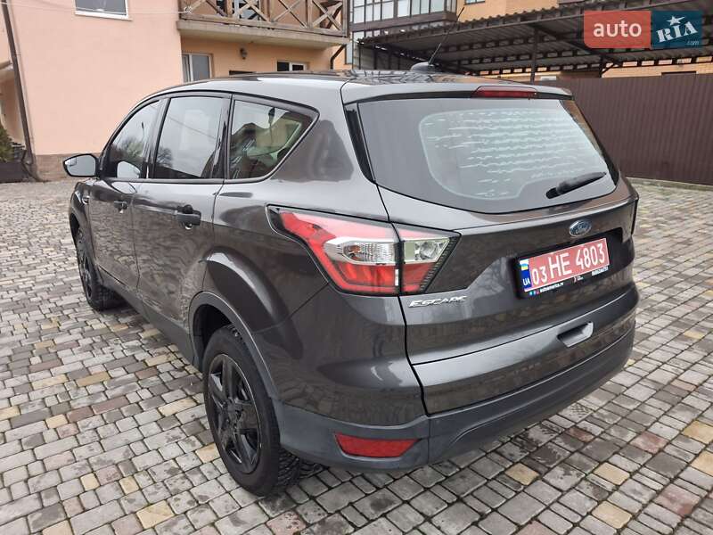 Внедорожник / Кроссовер Ford Escape 2017 в Каменец-Подольском фото 12 Внедорожник / Кроссовер Ford Escape 2017 в Каменец-Подольском