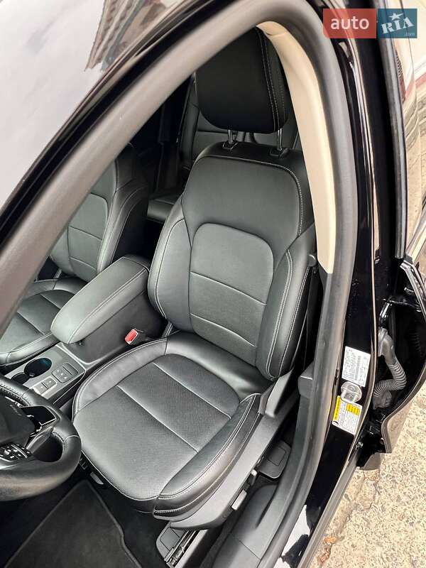 Внедорожник / Кроссовер Ford Escape 2020 в Днепре