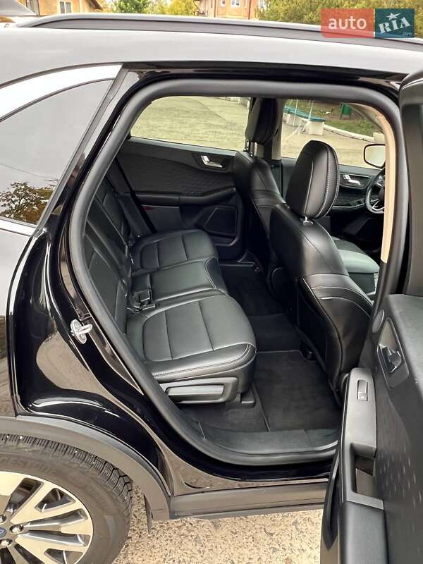 Внедорожник / Кроссовер Ford Escape 2020 в Днепре