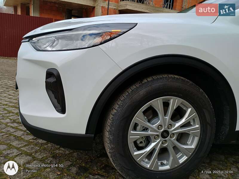 Позашляховик / Кросовер Ford Escape 2024 в Хусті