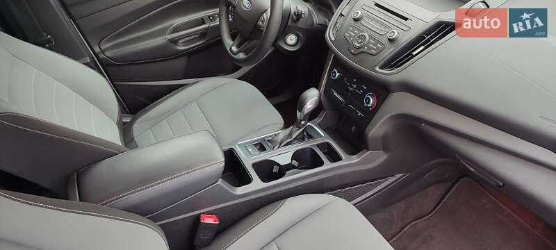 Внедорожник / Кроссовер Ford Escape 2018 в Днепре фото 31 Внедорожник / Кроссовер Ford Escape 2018 в Днепре