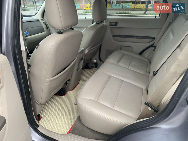 Внедорожник / Кроссовер Ford Escape 2007 в Киеве