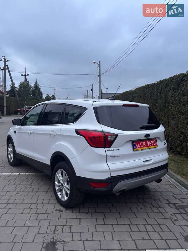 Внедорожник / Кроссовер Ford Escape 2019 в Львове фото 4 Внедорожник / Кроссовер Ford Escape 2019 в Львове