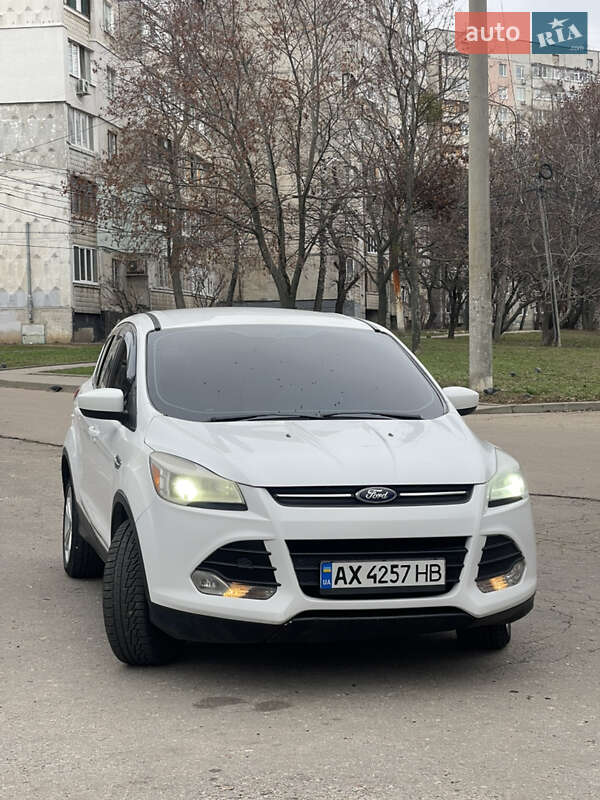 Внедорожник / Кроссовер Ford Escape 2014 в Харькове фото 2 Внедорожник / Кроссовер Ford Escape 2014 в Харькове