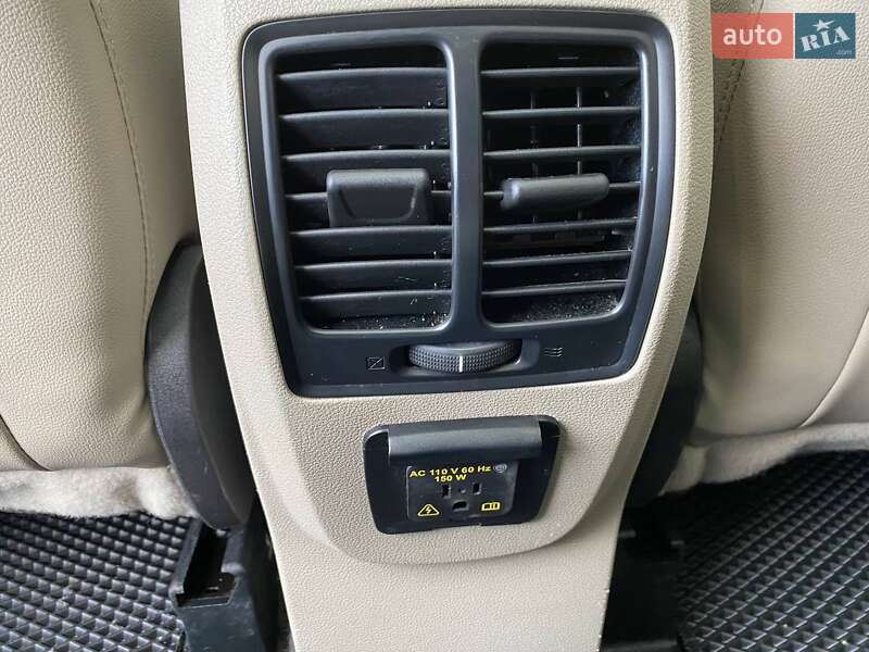 Внедорожник / Кроссовер Ford Escape 2017 в Хмельницком