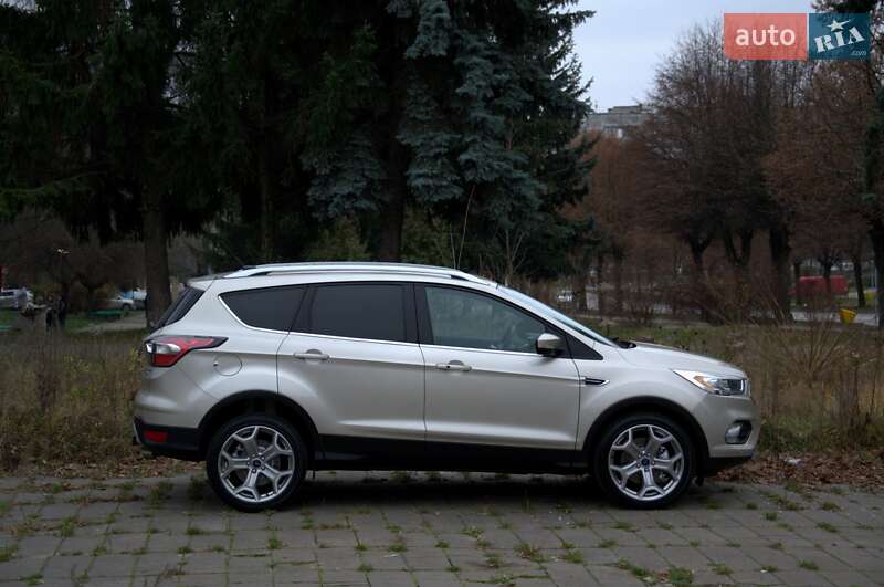 Позашляховик / Кросовер Ford Escape 2017 в Житомирі фото 18 Позашляховик / Кросовер Ford Escape 2017 в Житомирі