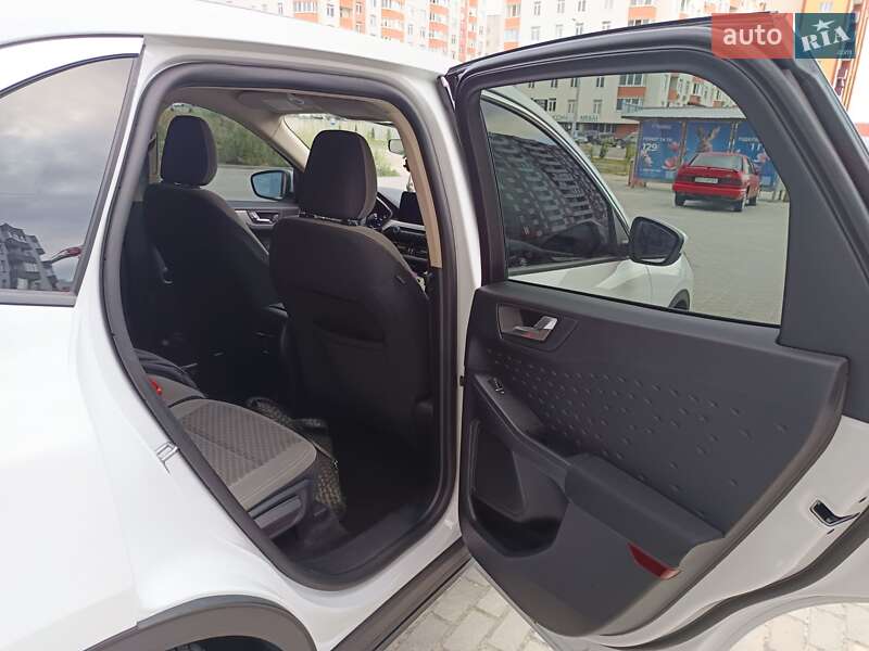 Внедорожник / Кроссовер Ford Escape 2020 в Тернополе фото 13 Внедорожник / Кроссовер Ford Escape 2020 в Тернополе