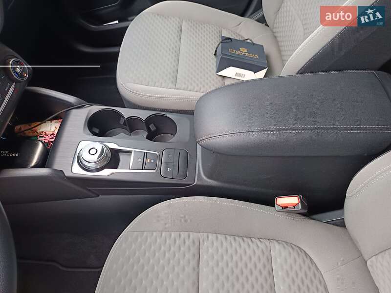 Внедорожник / Кроссовер Ford Escape 2020 в Тернополе фото 17 Внедорожник / Кроссовер Ford Escape 2020 в Тернополе