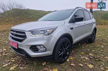 Внедорожник / Кроссовер Ford Escape 2019 в Луцке