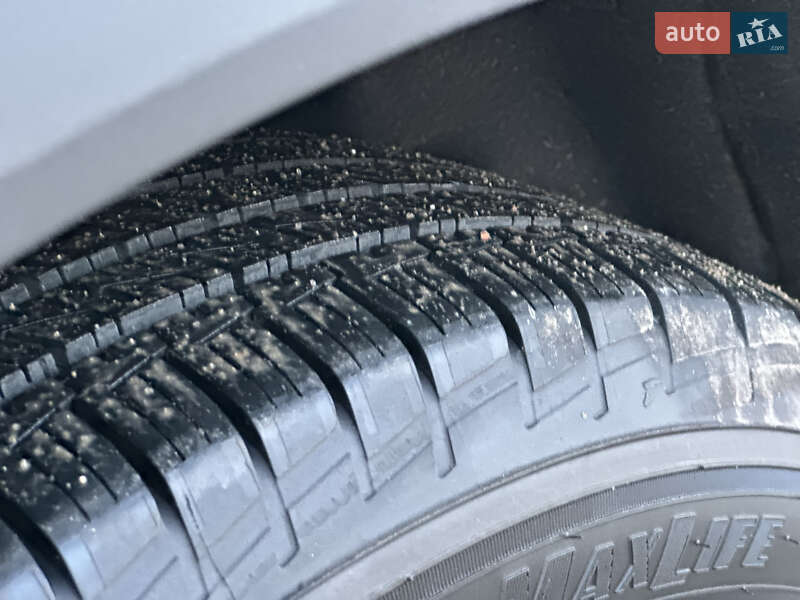 Позашляховик / Кросовер Ford Escape 2021 в Львові