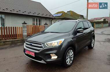 Позашляховик / Кросовер Ford Escape 2017 в Дубні