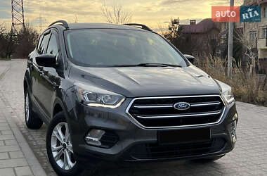 Внедорожник / Кроссовер Ford Escape 2018 в Львове