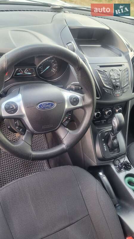 Позашляховик / Кросовер Ford Escape 2013 в Харкові