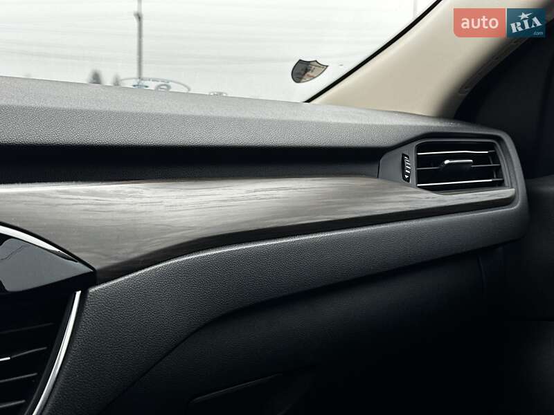 Внедорожник / Кроссовер Ford Escape 2020 в Львове фото 43 Внедорожник / Кроссовер Ford Escape 2020 в Львове