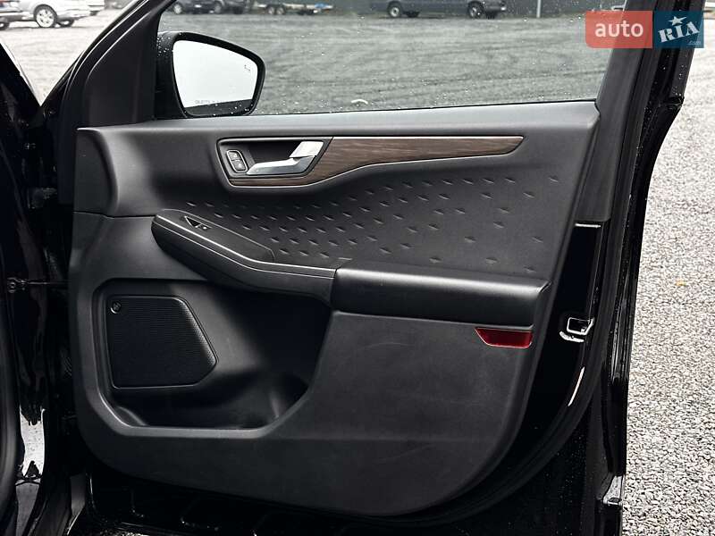 Внедорожник / Кроссовер Ford Escape 2020 в Львове фото 48 Внедорожник / Кроссовер Ford Escape 2020 в Львове