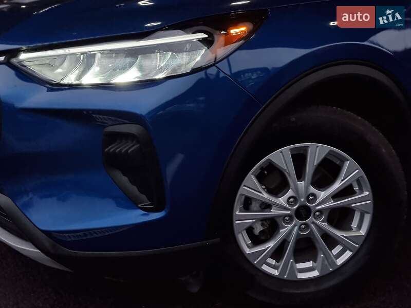 Внедорожник / Кроссовер Ford Escape 2023 в Виннице