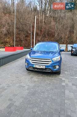 Внедорожник / Кроссовер Ford Escape 2019 в Сколе