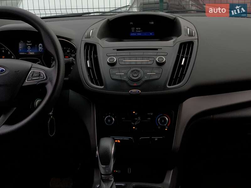 Позашляховик / Кросовер Ford Escape 2018 в Бердичеві