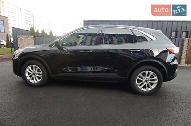 Внедорожник / Кроссовер Ford Escape 2020 в Ивано-Франковске