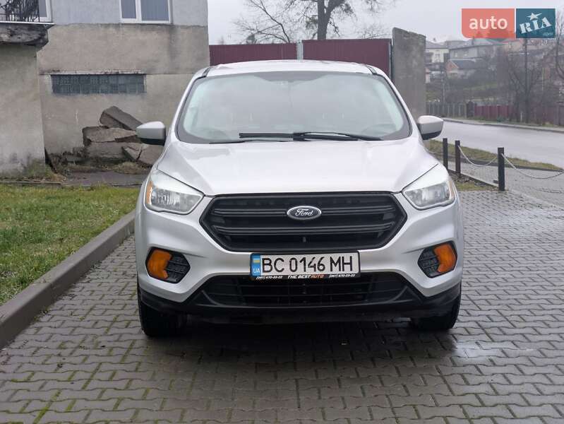 Позашляховик / Кросовер Ford Escape 2017 в Львові