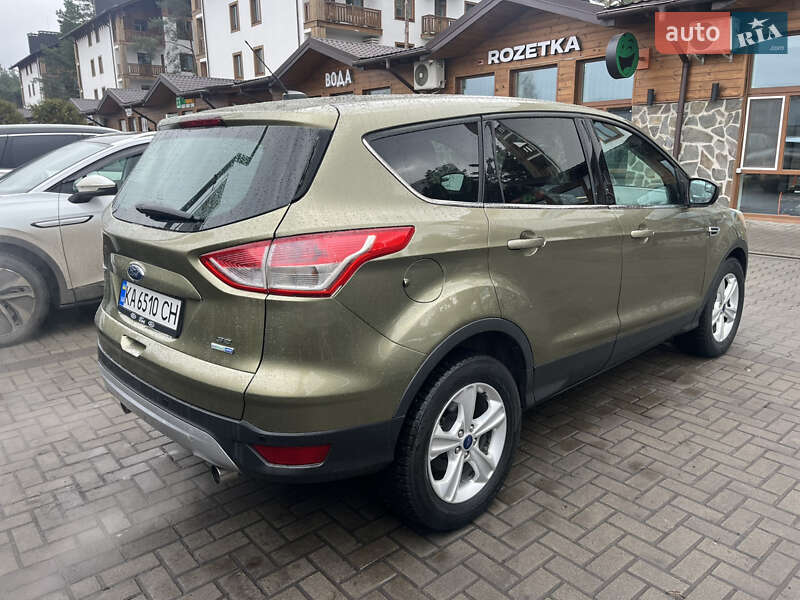 Внедорожник / Кроссовер Ford Escape 2013 в Киеве