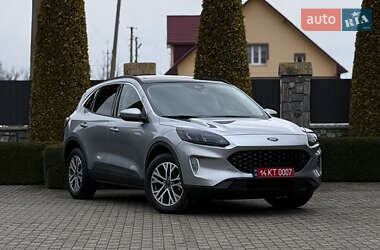 Позашляховик / Кросовер Ford Escape 2021 в Івано-Франківську