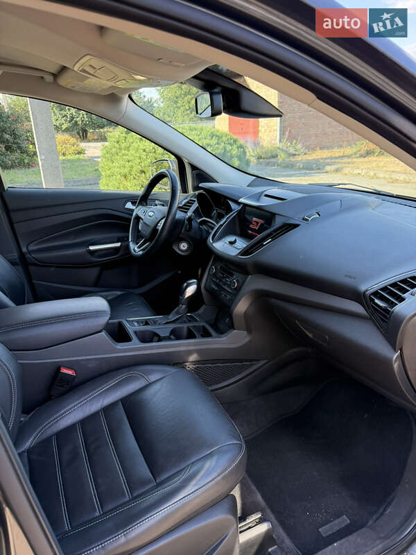 Позашляховик / Кросовер Ford Escape 2018 в Дніпрі