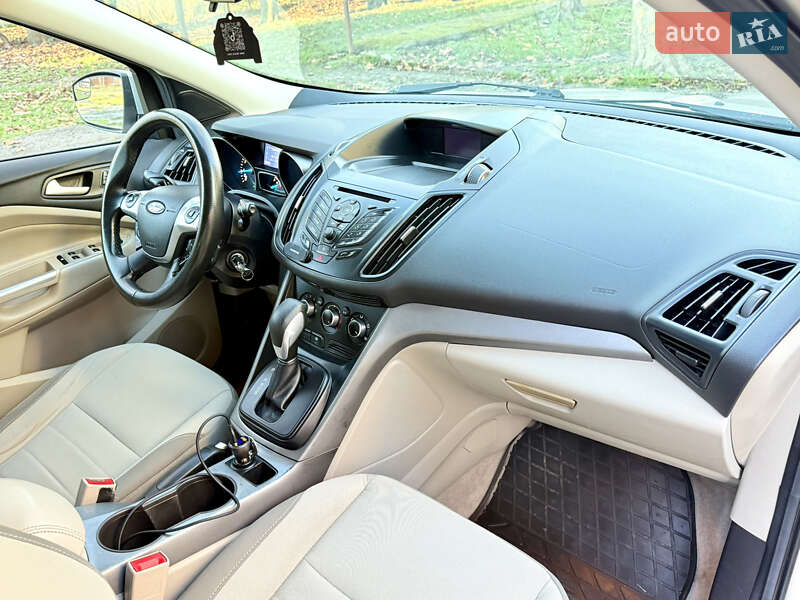 Внедорожник / Кроссовер Ford Escape 2014 в Одессе