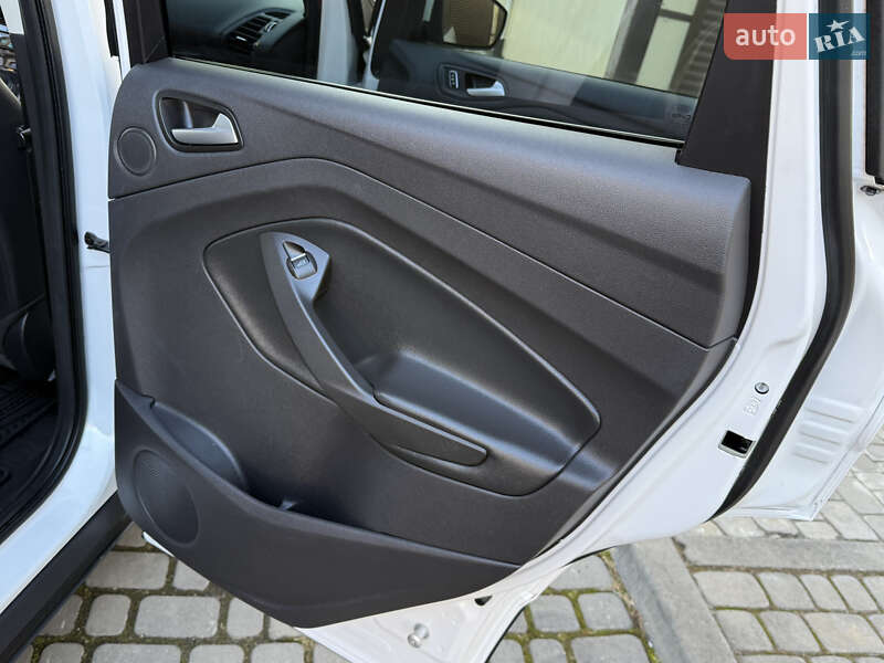 Внедорожник / Кроссовер Ford Escape 2016 в Дрогобыче фото 62 Внедорожник / Кроссовер Ford Escape 2016 в Дрогобыче