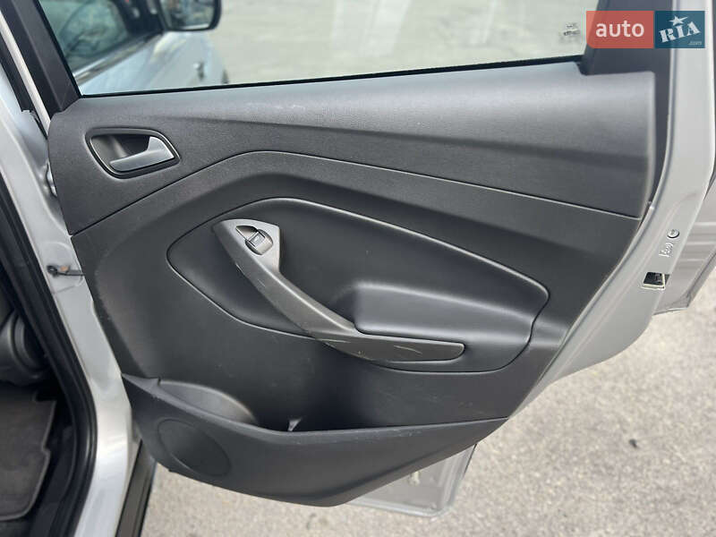 Внедорожник / Кроссовер Ford Escape 2018 в Днепре фото 20 Внедорожник / Кроссовер Ford Escape 2018 в Днепре