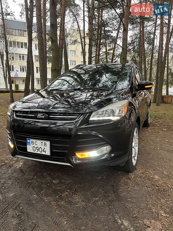 Внедорожник / Кроссовер Ford Escape 2014 в Новояворовске