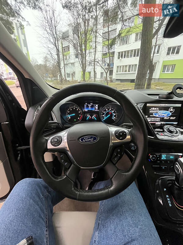Внедорожник / Кроссовер Ford Escape 2014 в Новояворовске