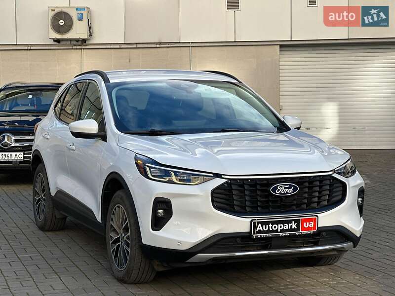 Внедорожник / Кроссовер Ford Escape 2023 в Одессе
