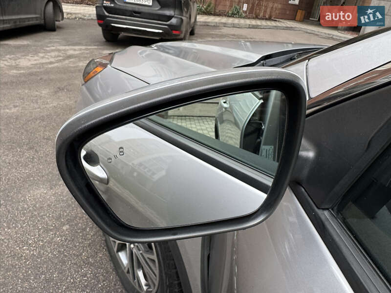 Внедорожник / Кроссовер Ford Escape 2019 в Киеве