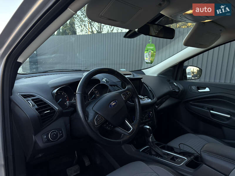 Внедорожник / Кроссовер Ford Escape 2016 в Тернополе