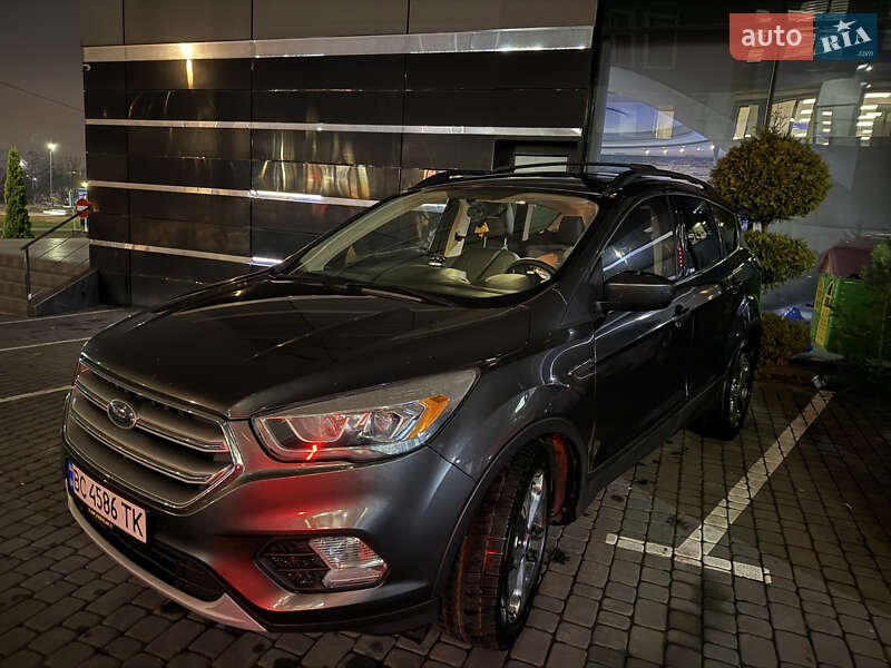 Внедорожник / Кроссовер Ford Escape 2016 в Львове фото Внедорожник / Кроссовер Ford Escape 2016 в Львове