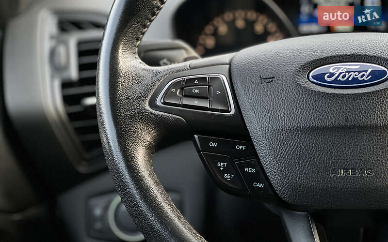 Позашляховик / Кросовер Ford Escape 2018 в Львові