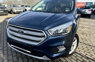 Внедорожник / Кроссовер Ford Escape 2018 в Львове