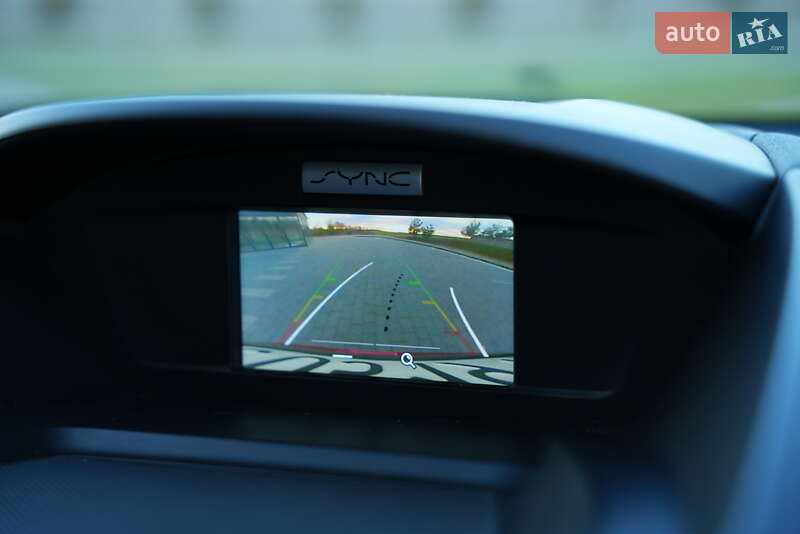 Позашляховик / Кросовер Ford Escape 2016 в Львові