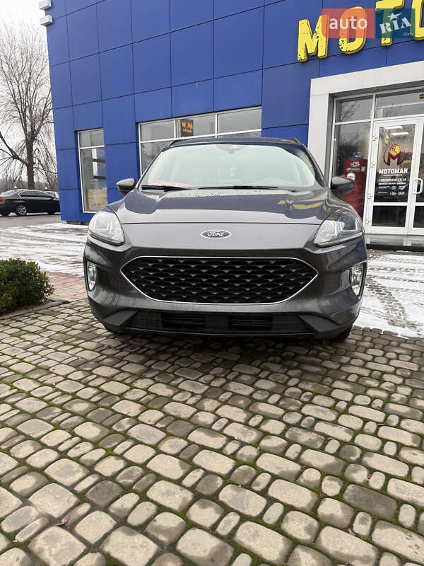 Позашляховик / Кросовер Ford Escape 2019 в Харкові