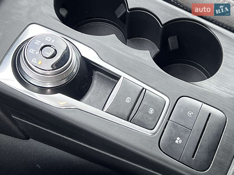 Внедорожник / Кроссовер Ford Escape 2020 в Нововолынске фото 39 Внедорожник / Кроссовер Ford Escape 2020 в Нововолынске