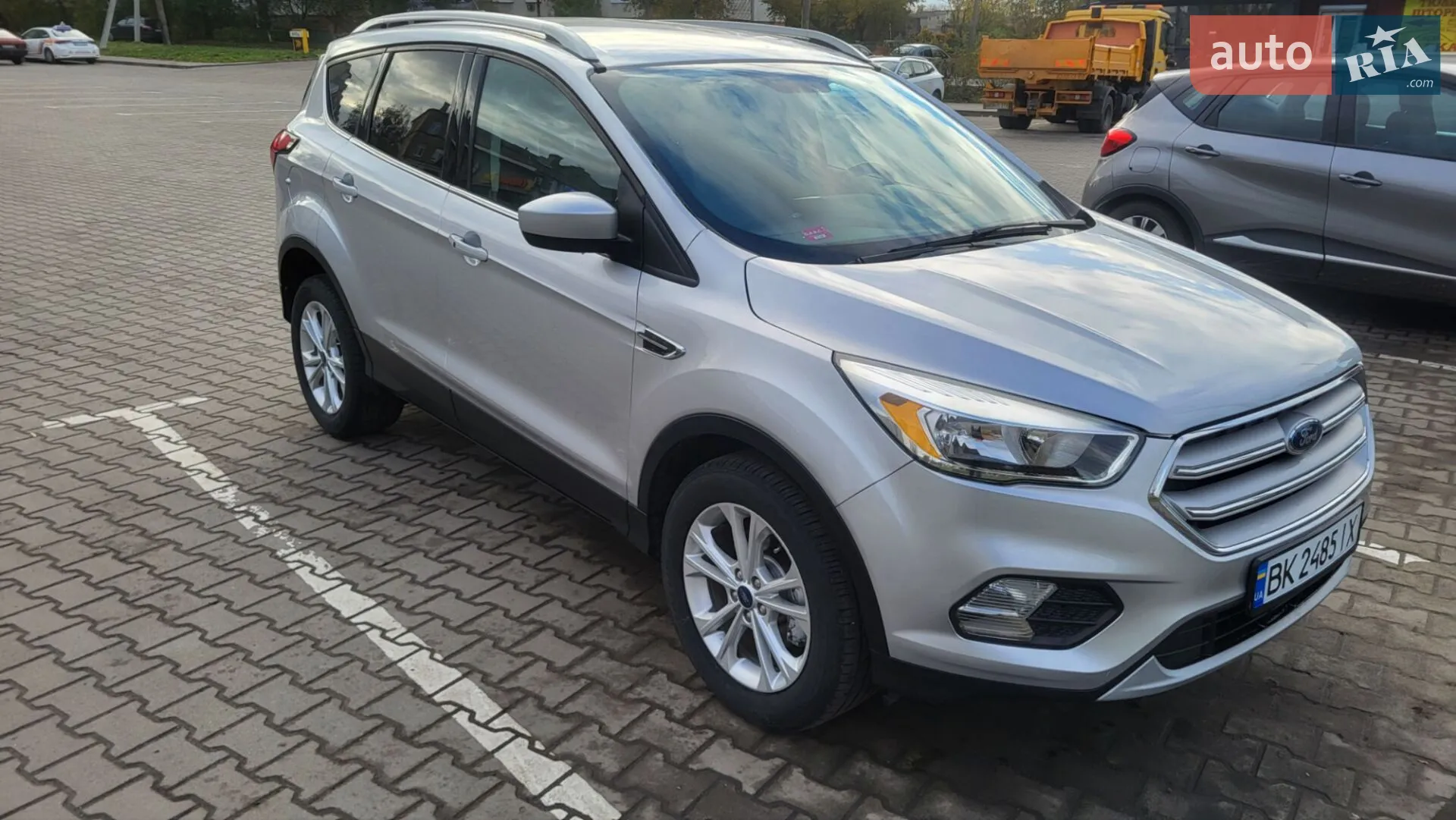 2019 Ford Escape - фото 1