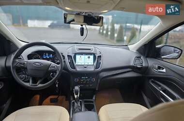 Позашляховик / Кросовер Ford Escape 2018 в Надвірній