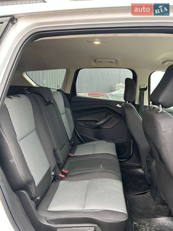 Позашляховик / Кросовер Ford Escape 2018 в Хмельницькому