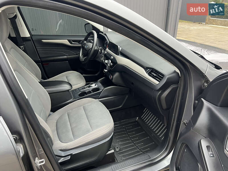 Позашляховик / Кросовер Ford Escape 2022 в Трускавці